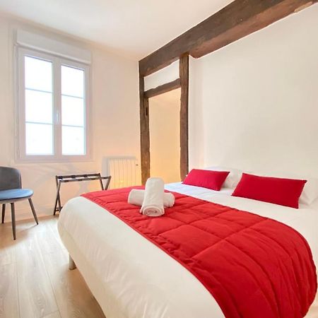 Le Soleil D'Or Appartamento Chartres Esterno foto